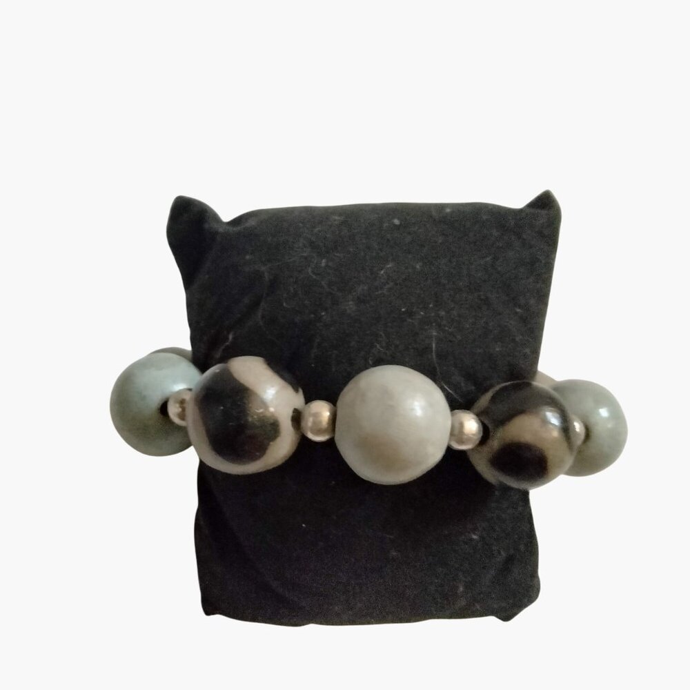 Bracelet Black Gray Tiger Beads Silver Tone Accents Stretch - Picture 3 of 4